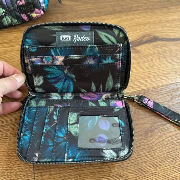 LUG Rodeo Bloom Wristlet - Picture 3 of 3